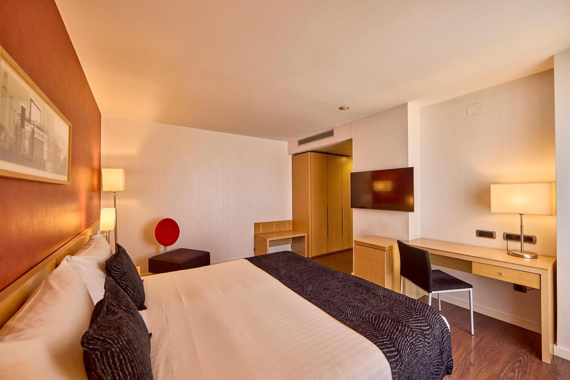 Civis Luz Castellon 4*S Hotel Castellón de la Plana Kültér fotó